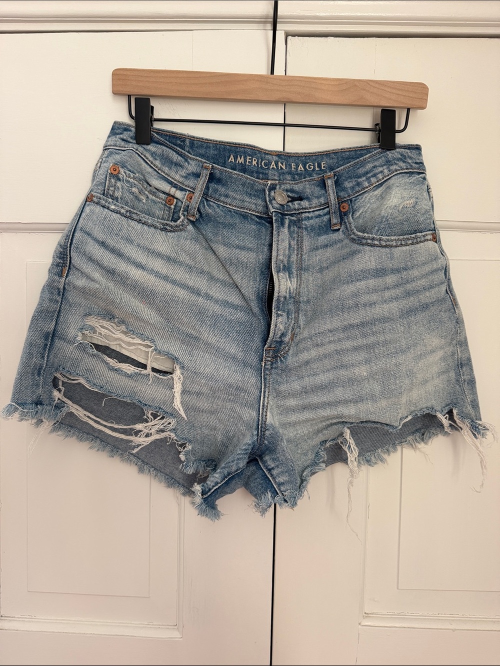 American Eagle Outfitters Light Wash Distressed Denim Cutoff Shorts